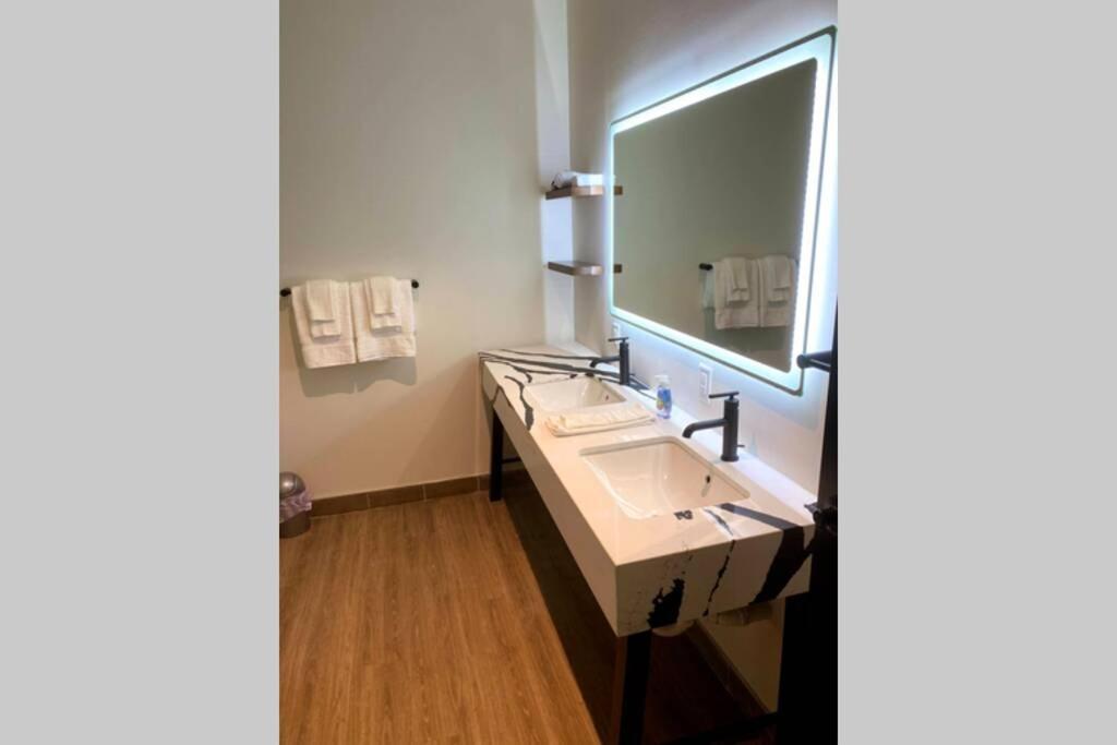 3E-Spacious Close To Pitt/Cmu/Carlow, Sleeps 4 Πίτσμπουργκ Εξωτερικό φωτογραφία